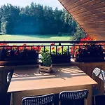 Cztery Pory Roku Frühstückspension Mikołajki