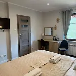 Bed & Breakfast Cztery Pory Roku 3*