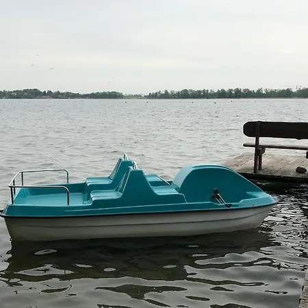 Cztery Pory Roku לינה וארוחת בוקר 3*