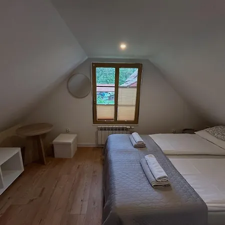 Cztery Pory Roku 3* Mikołajki