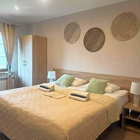 Bed and breakfast Cztery Pory Roku 3*