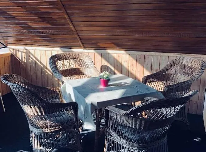 Nocleg ze śniadaniem Cztery Pory Roku 3*