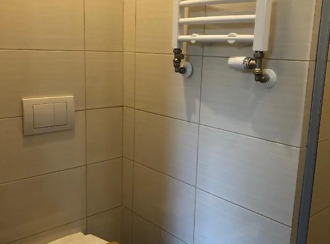 Cztery Pory Roku Nocleg ze śniadaniem