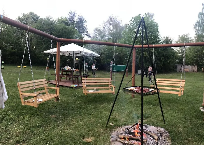 Cztery Pory Roku Nocleg ze śniadaniem Mikołajki